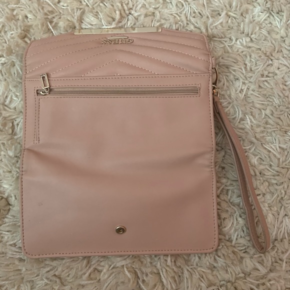 Guess Wallet - Picture 4 of 5